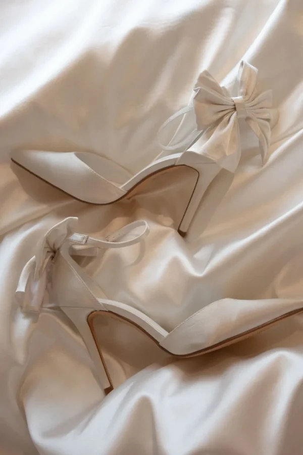 Women MESHKI Shoes<Charmed