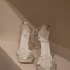 Women MESHKI Shoes<Lara