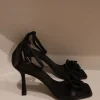 Women MESHKI Shoes<Lara