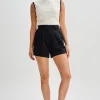 Women MESHKI Shorts<Sigourney